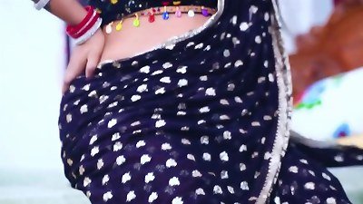 yam-sized tits Indian red-hot Bhabhi torn up While Cooking - Desi hook-up