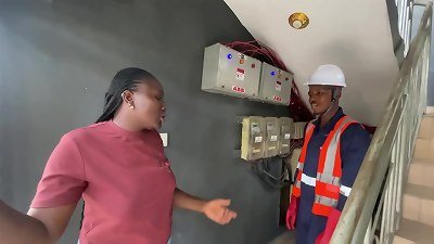 THE electrical MAINTENANCE PERSON plowed SILVER ANAL&rsquo;S vagina WHILE COMING FOR HOUSEHOLD MAINTENANCE